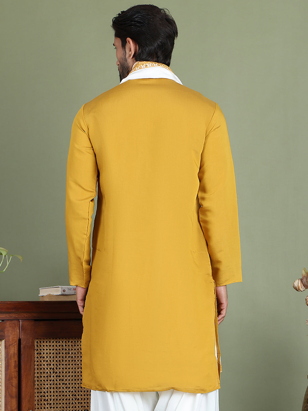 Embroidered Silk Blend Kurta With White Dupatta