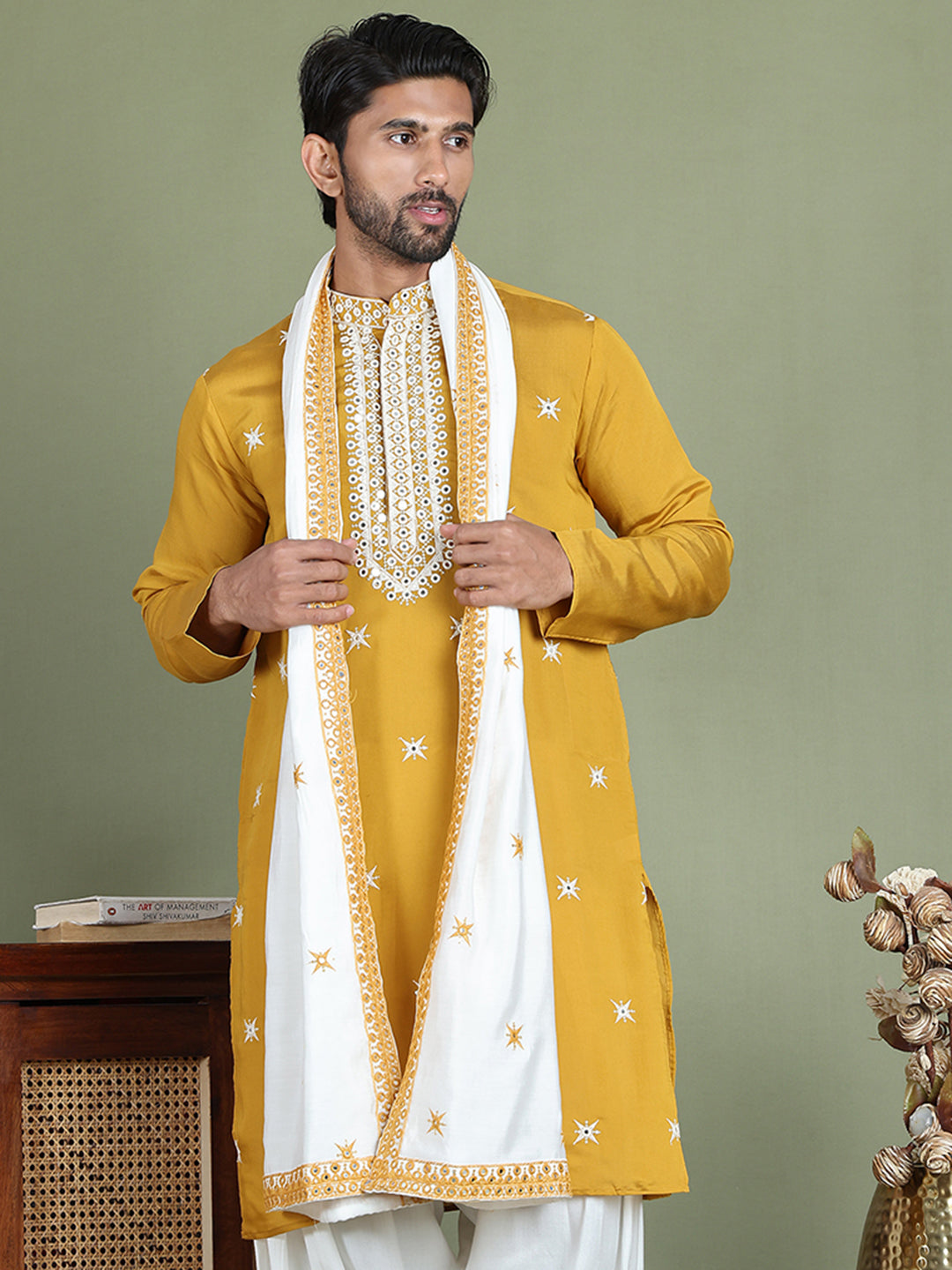 Embroidered Silk Blend Kurta With White Dupatta