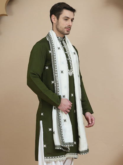 Embroidered Silk Blend Kurta With White Dupatta