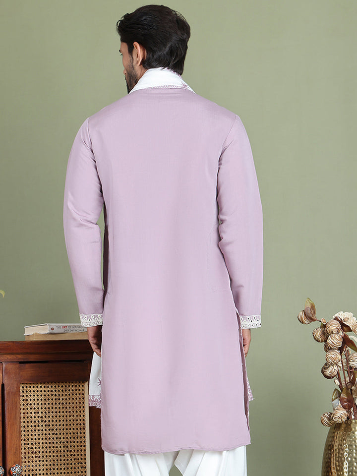 Embroidered Silk Blend Kurta With White Dupatta