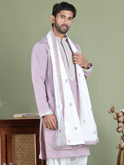 Embroidered Silk Blend Kurta With White Dupatta