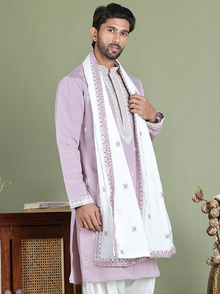 Embroidered Silk Blend Kurta With White Dupatta