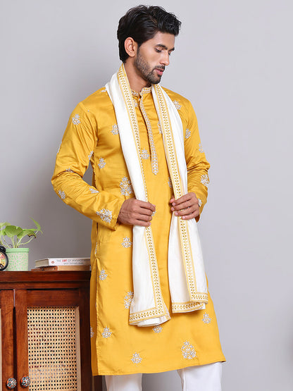 Embroidered Silk Blend Kurta With Contrast Dupatta