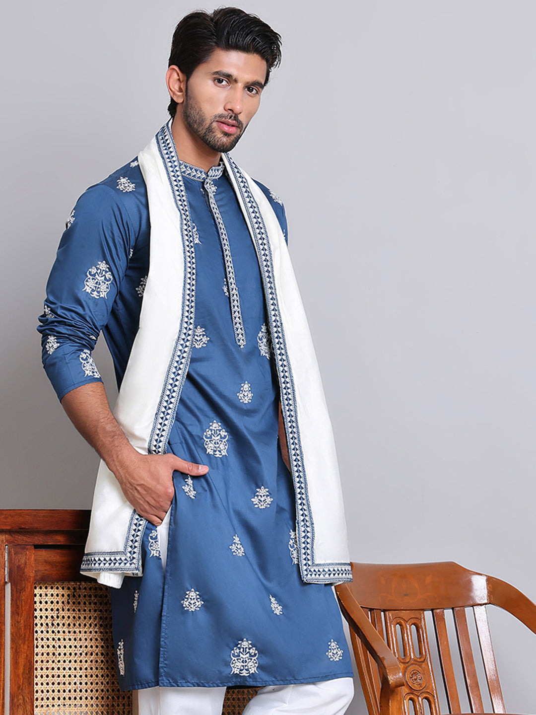 Embroidered Silk Blend Kurta With Contrast Dupatta