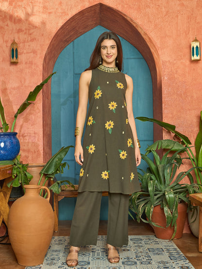 Solid Hand Printed Mirror Work Cotton Flex A-Line Kurta Pant Set