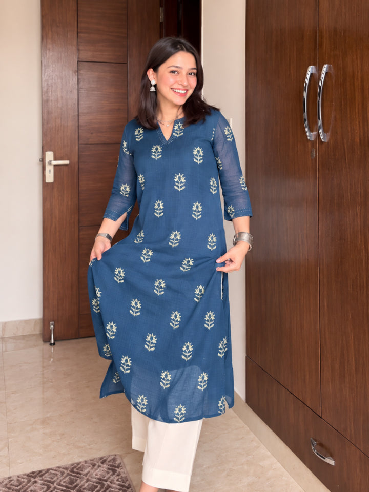Ethnic Motifs Printed Cotton Blend Straight Kurta Pant Set