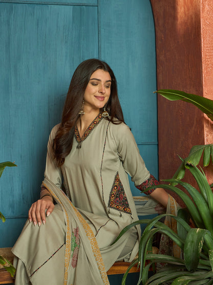 Solid Rayon Straight Kurta Palazzo Dupatta Set