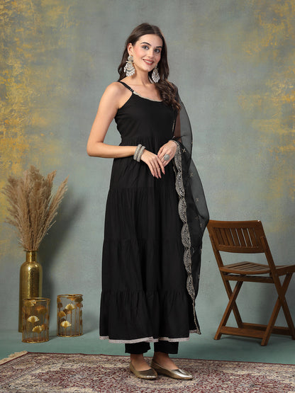 Black Solid Rayon Tiered Kurta Pant Dupatta Set