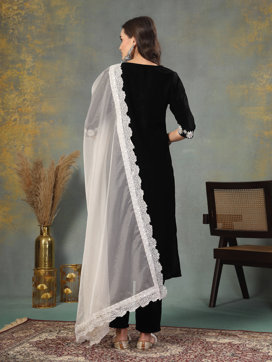 Black Solid & Embroidered Velvet Straight Kurta Pant Dupatta Set