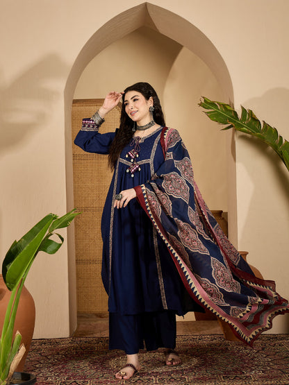 Solid Rayon A-Line Kurta Pant Dupatta Set