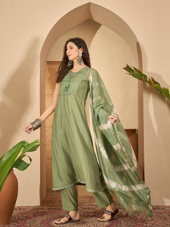 Solid &amp; Embroidered Silk Blend A-Line Kurta Pant Dupatta Set