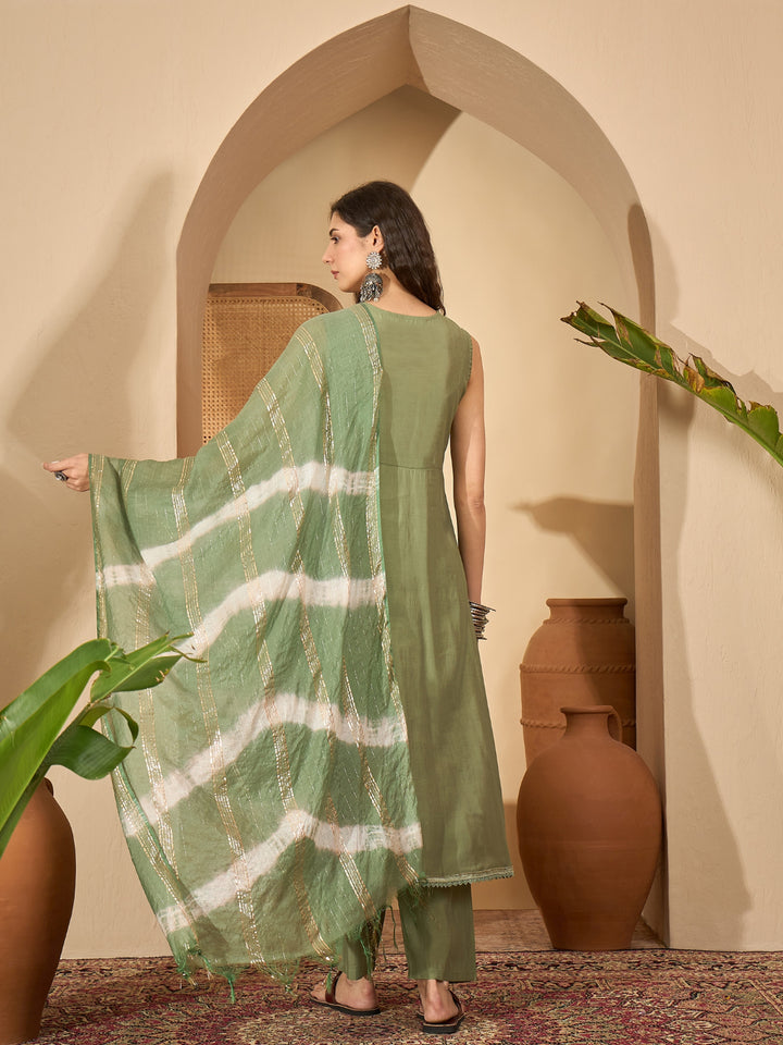 Solid &amp; Embroidered Silk Blend A-Line Kurta Pant Dupatta Set