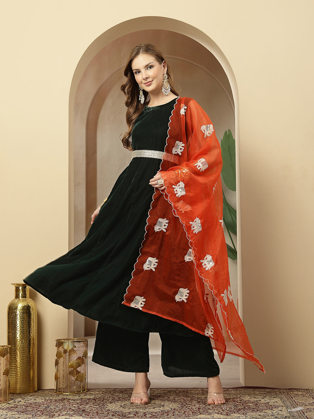 Women's Green Solid Velvet Flared Kurta Palazzo Dupatta Set