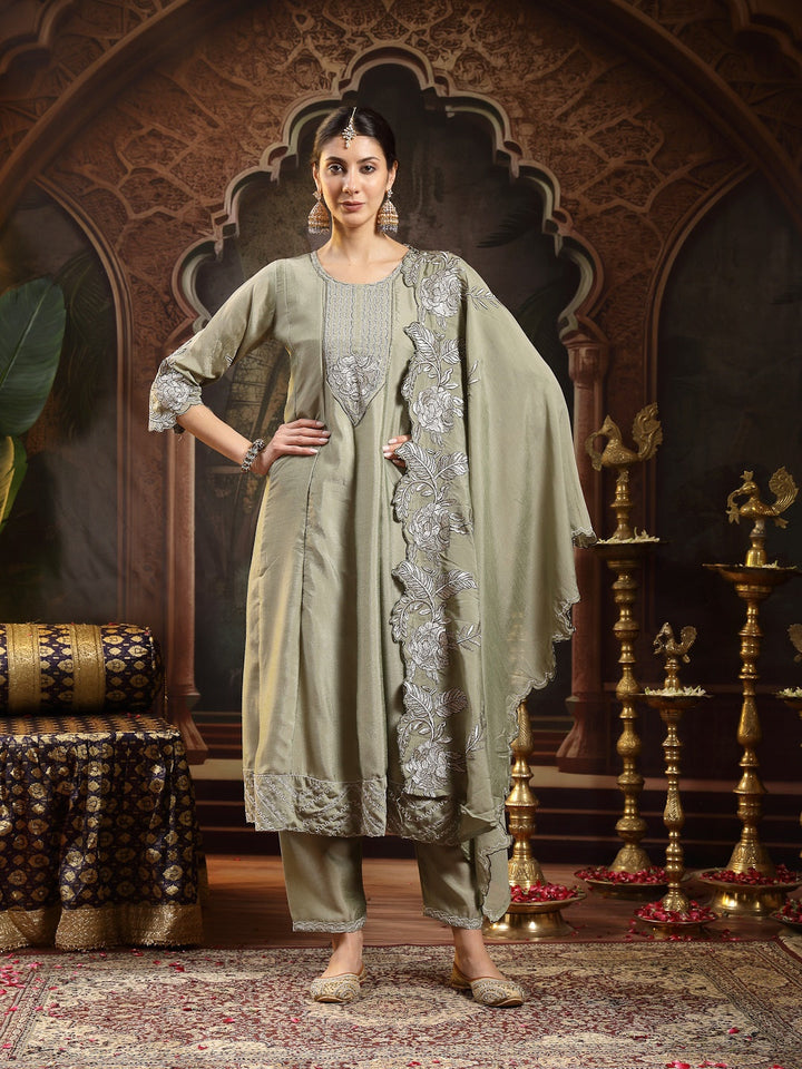 Green Solid &amp; Embroidered Silk Blend Flared Kurta Pant Dupatta Set