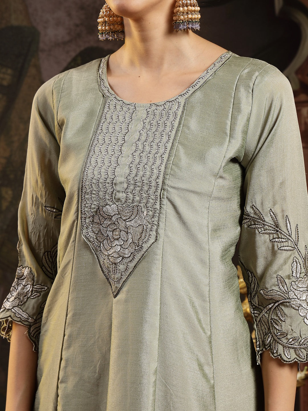 Green Solid &amp; Embroidered Silk Blend Flared Kurta Pant Dupatta Set
