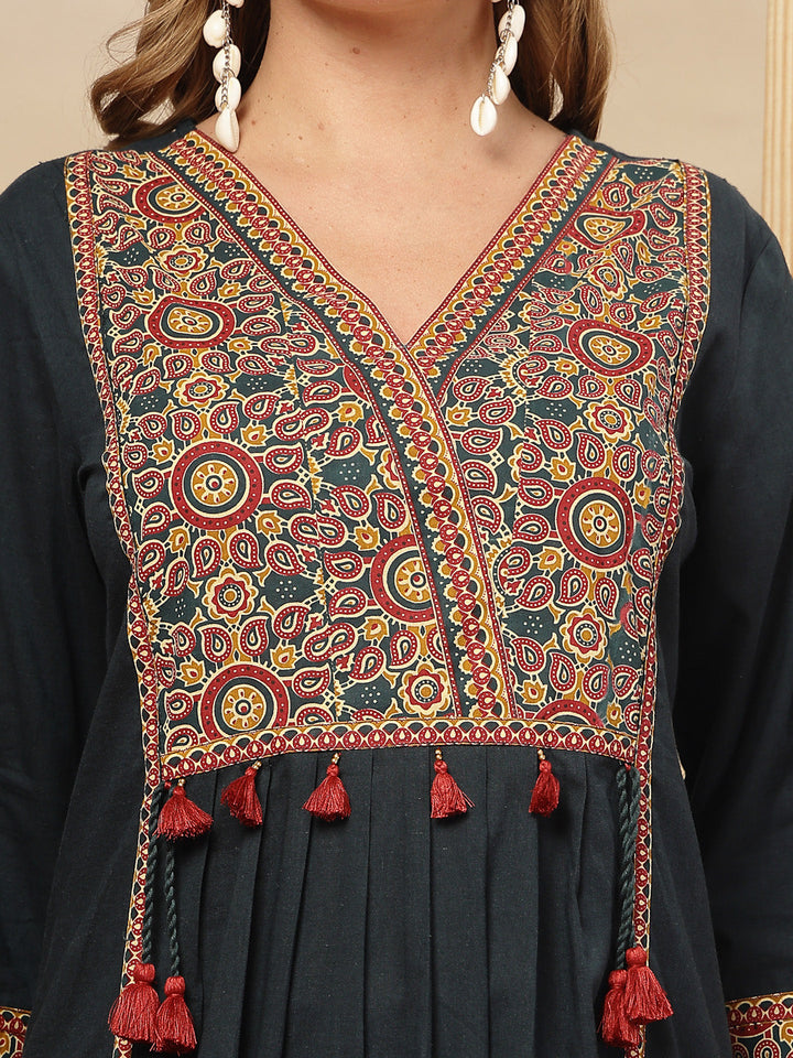 Solid Cotton Straight Kurta Pant Dupatta Set