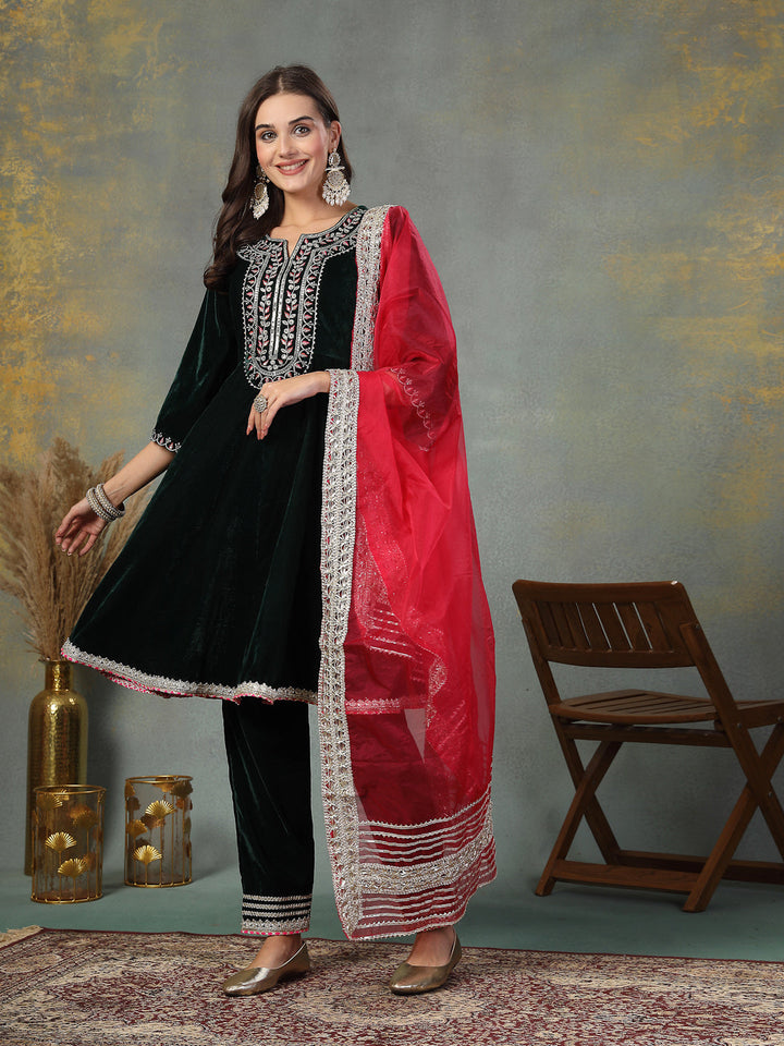 Green Solid &amp; Embroidered Velvet Flared Short Kurta Pant Dupatta Set