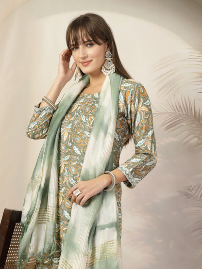Green Tropical Printed Cotton Blend Straight Kurta Pant Dupatta Set