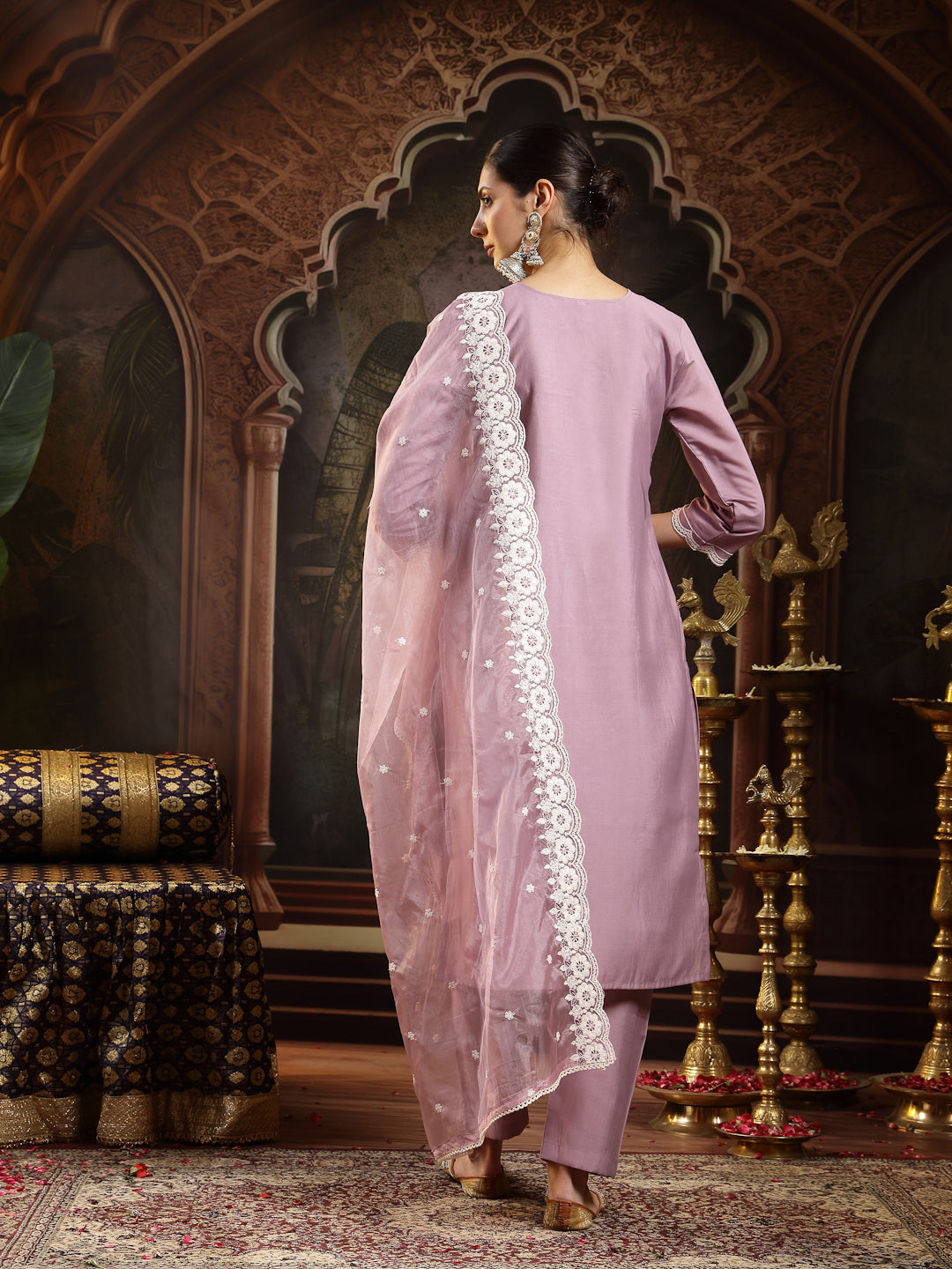 Lavender Solid & Embroidered Silk Blend Straight Kurta Pant Dupatta Set