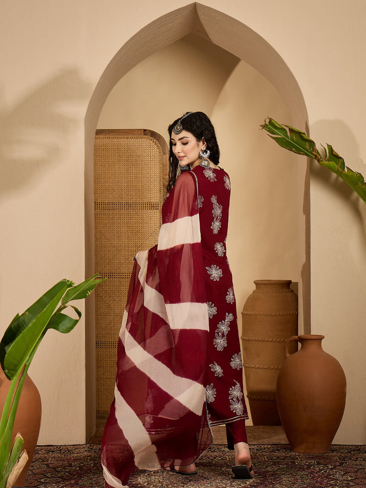 Floral Printed Rayon Flared Kurta Pant Dupatta Set