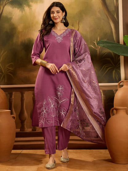 Mauve Solid & Embroidered Silk Blend Straight Kurta Pant Dupatta Set