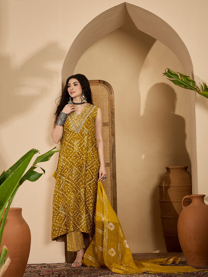 Bandhej Printed &amp; Embroidered Rayon A-Line Kurta Pant Dupatta Set