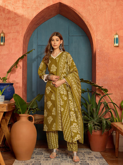 Floral Printed Cotton Blend Straight Kurta Pant Dupatta Set