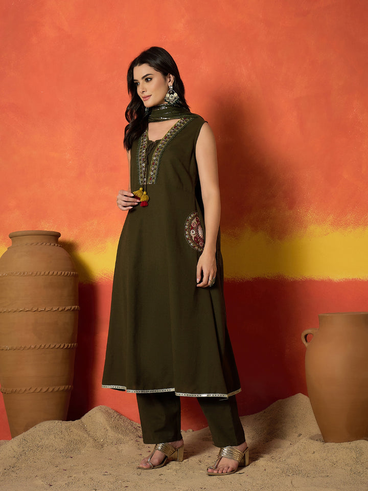 Solid &amp; Embroidered Rayon A-Line Kurta Pant Dupatta Set