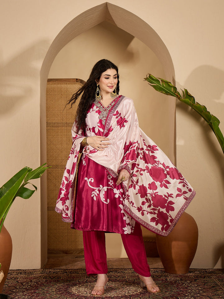 Floral Printed &amp; Embroidered Chinon Straight Kurta Pant Dupatta Set