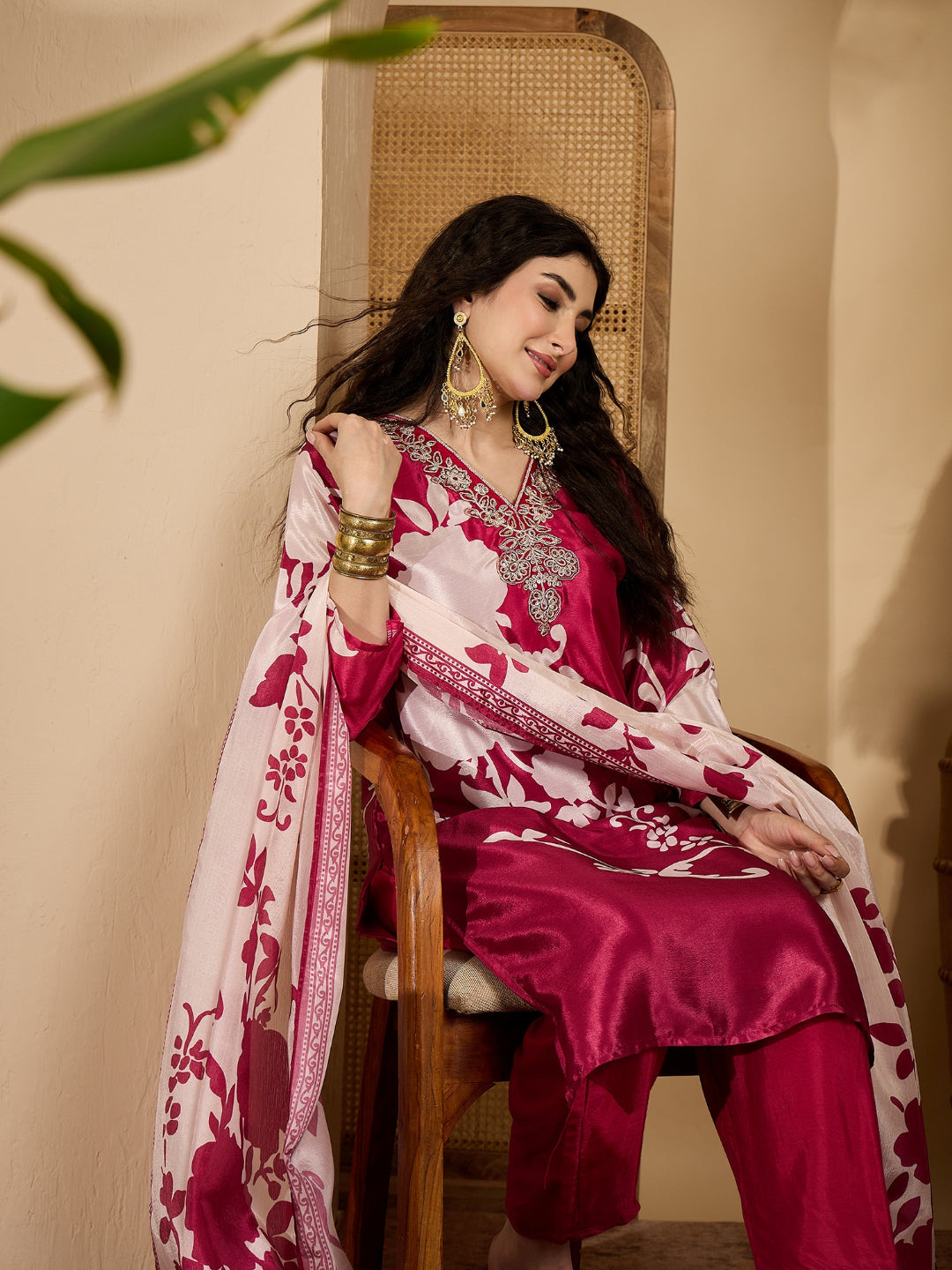 Floral Printed &amp; Embroidered Chinon Straight Kurta Pant Dupatta Set