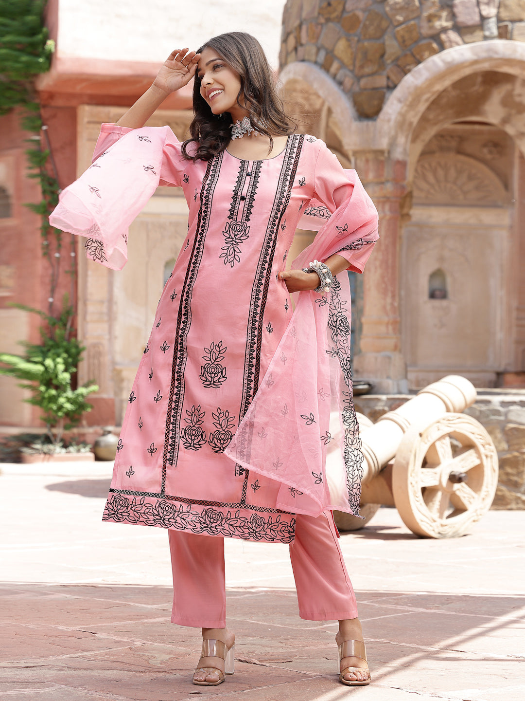 Pink Pakistani Solid & Embroidered Silk Blend Straight Kurta Pant Dupatta