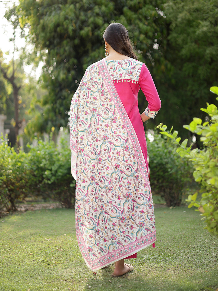 Pink Printed &amp; Solid Cotton Straight Kurta Pant Dupatta Set