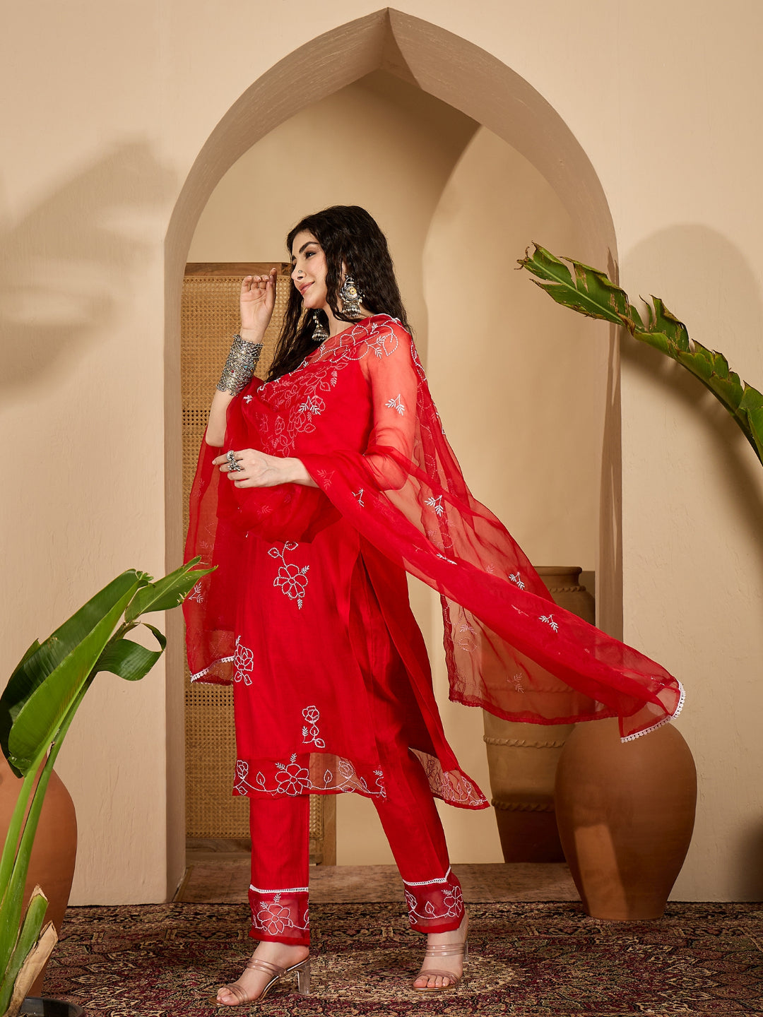 Women's Red Solid & Embroidered Organza Straight Kurta Pant Dupatta Set