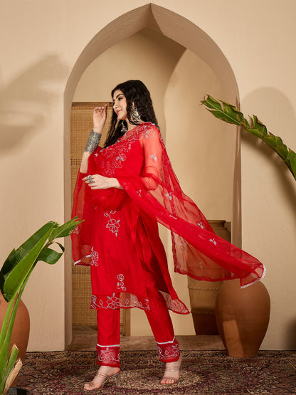 Women's Red Solid & Embroidered Organza Straight Kurta Pant Dupatta Set