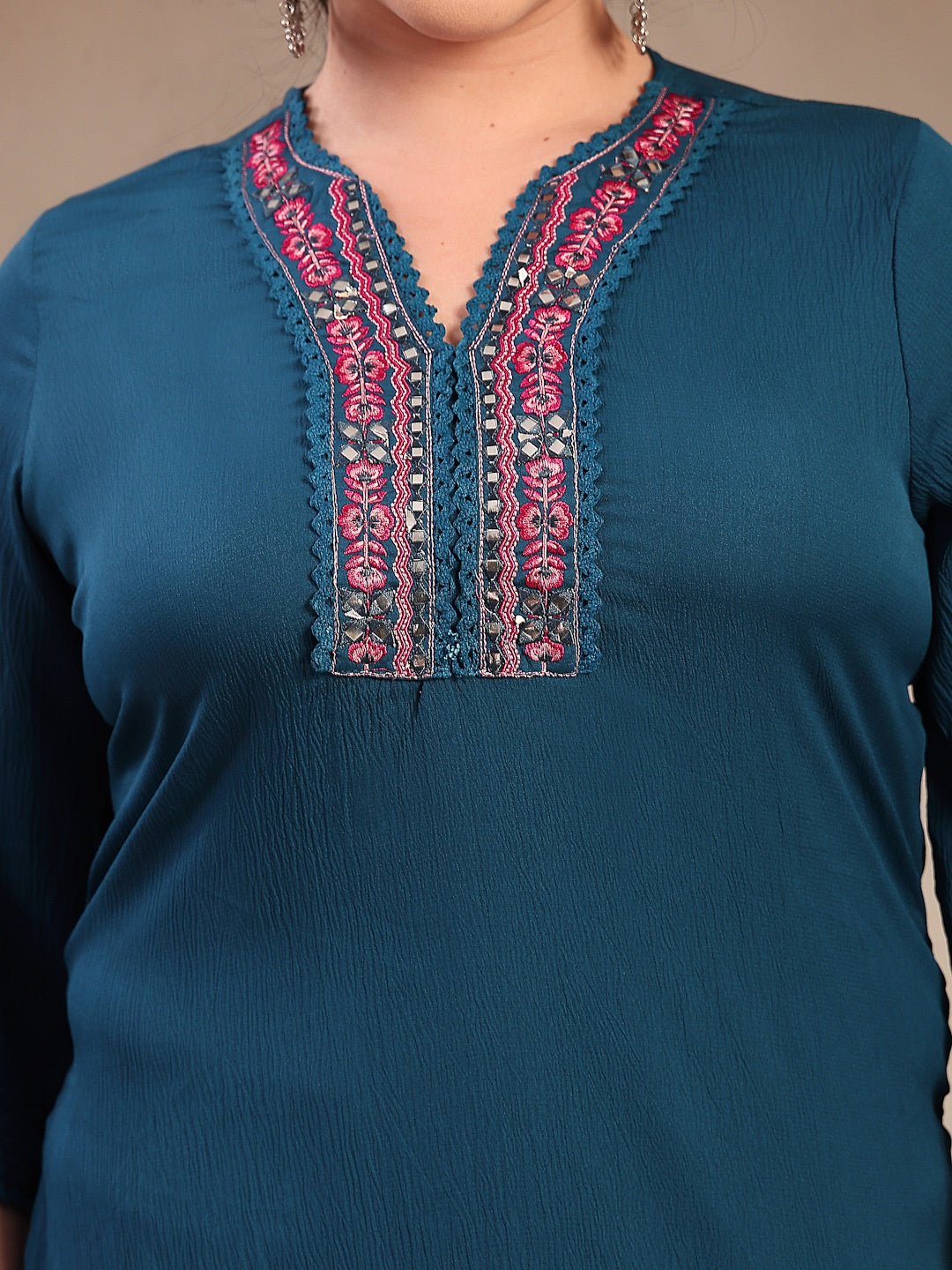 Plus Size Teal Solid &amp; Embroidered Italian Crush Straight Kurta Pant Dupatta Set