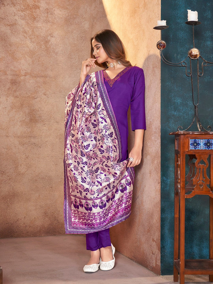 Violet Solid &amp; Embroidered Silk Straight Kurta Pant Dupatta Set