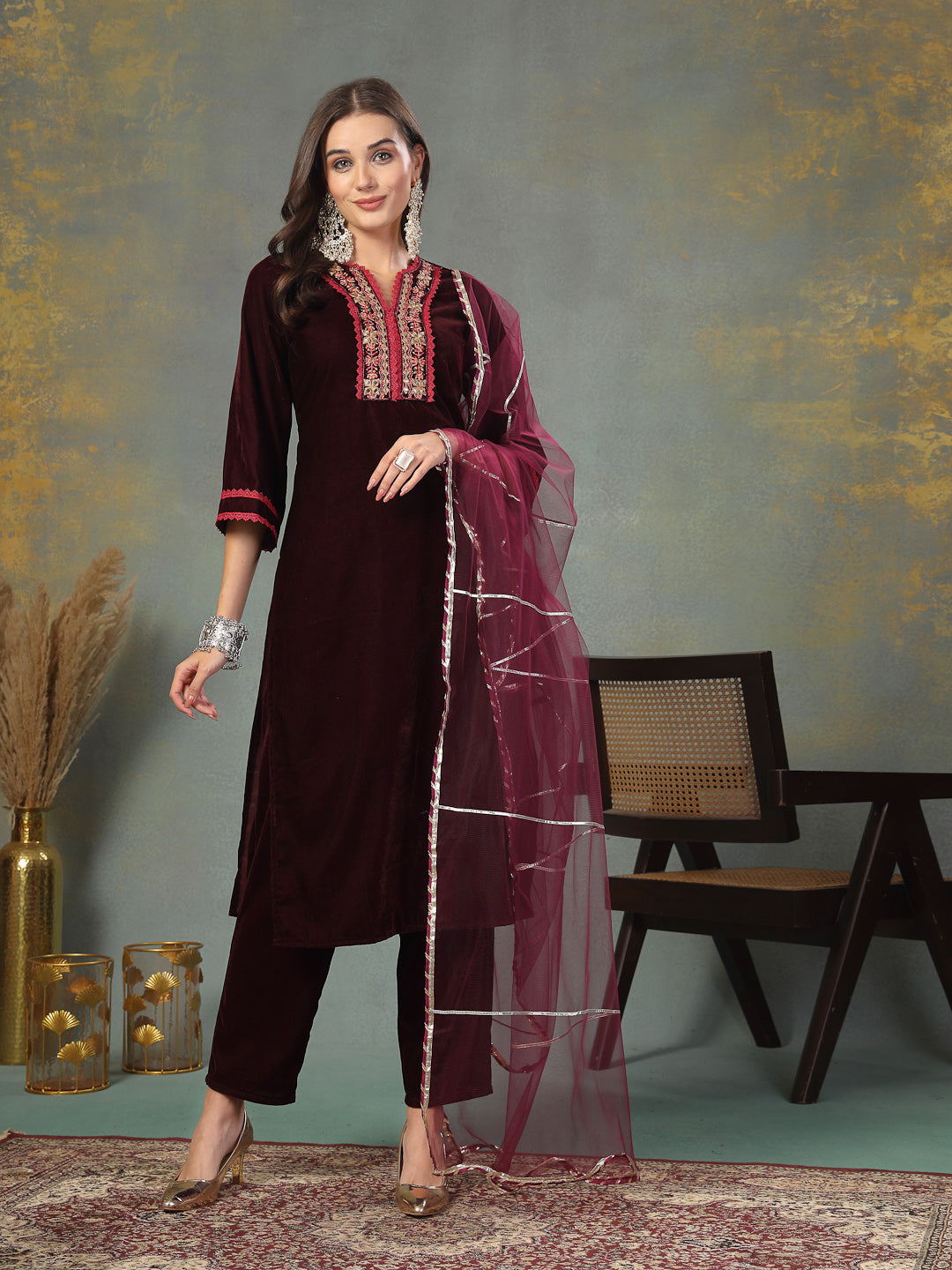 Wine Solid &amp; Embroidered Velvet Straight Kurta Pant Dupatta Set