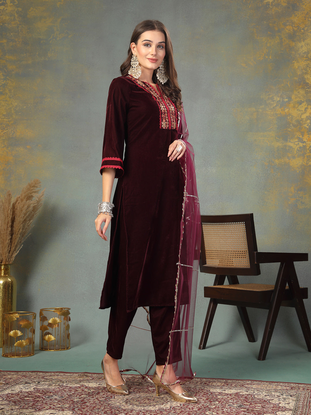 Wine Solid &amp; Embroidered Velvet Straight Kurta Pant Dupatta Set