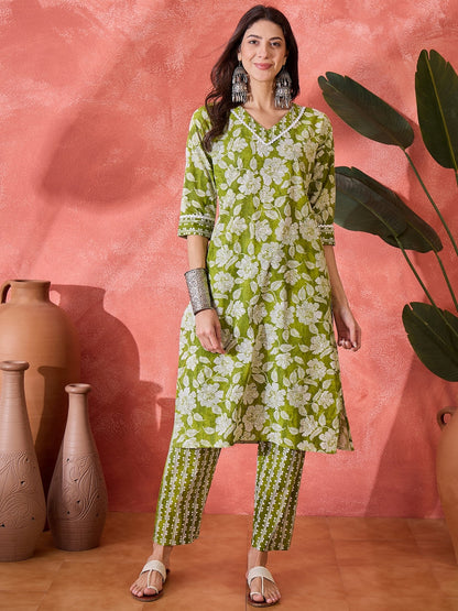 Green Floral Printed Cotton Straight Kurta Pant Set (Pre-Order)