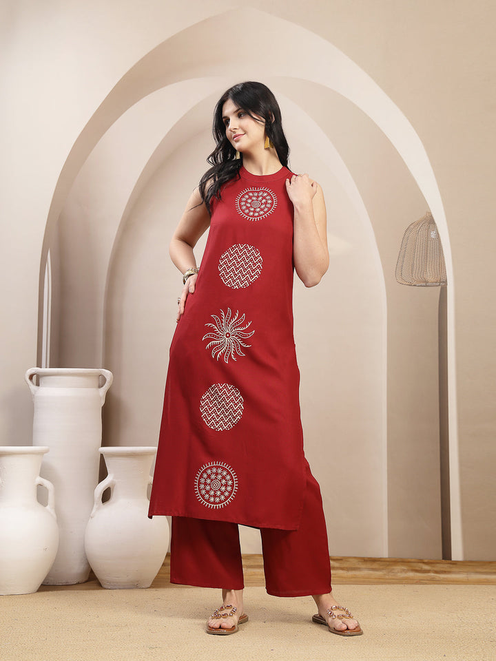 Solid &amp; Embroidered Rayon Straight Kurta Pant Set