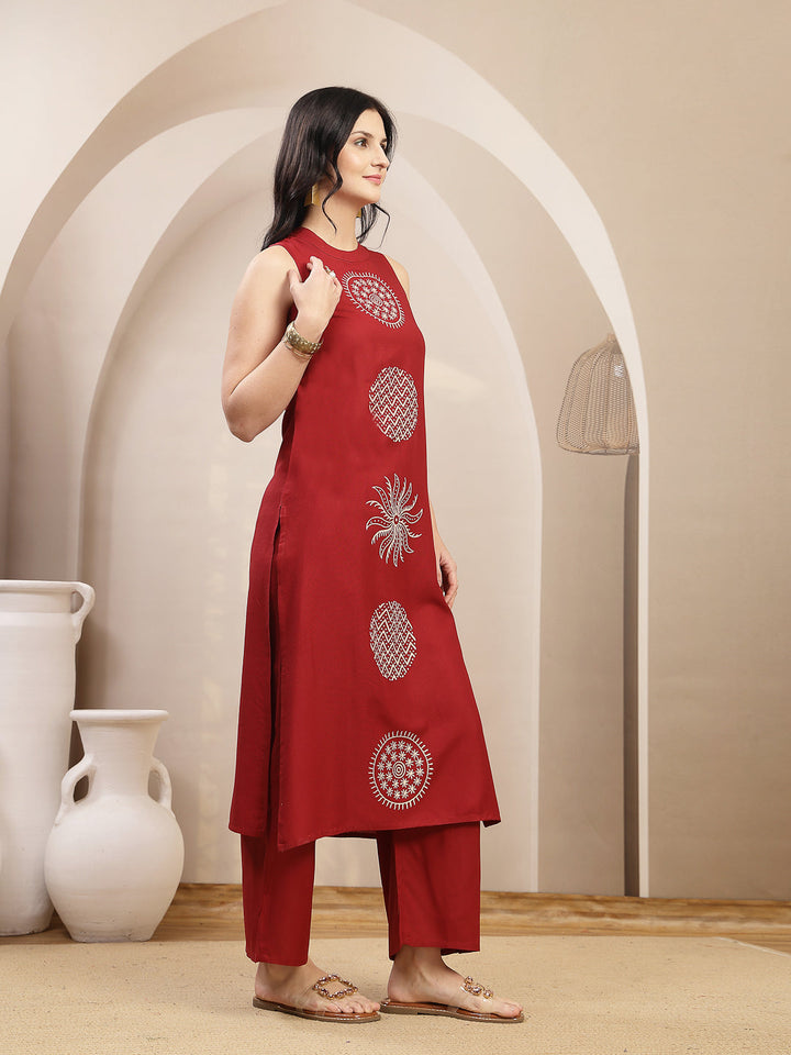 Solid &amp; Embroidered Rayon Straight Kurta Pant Set