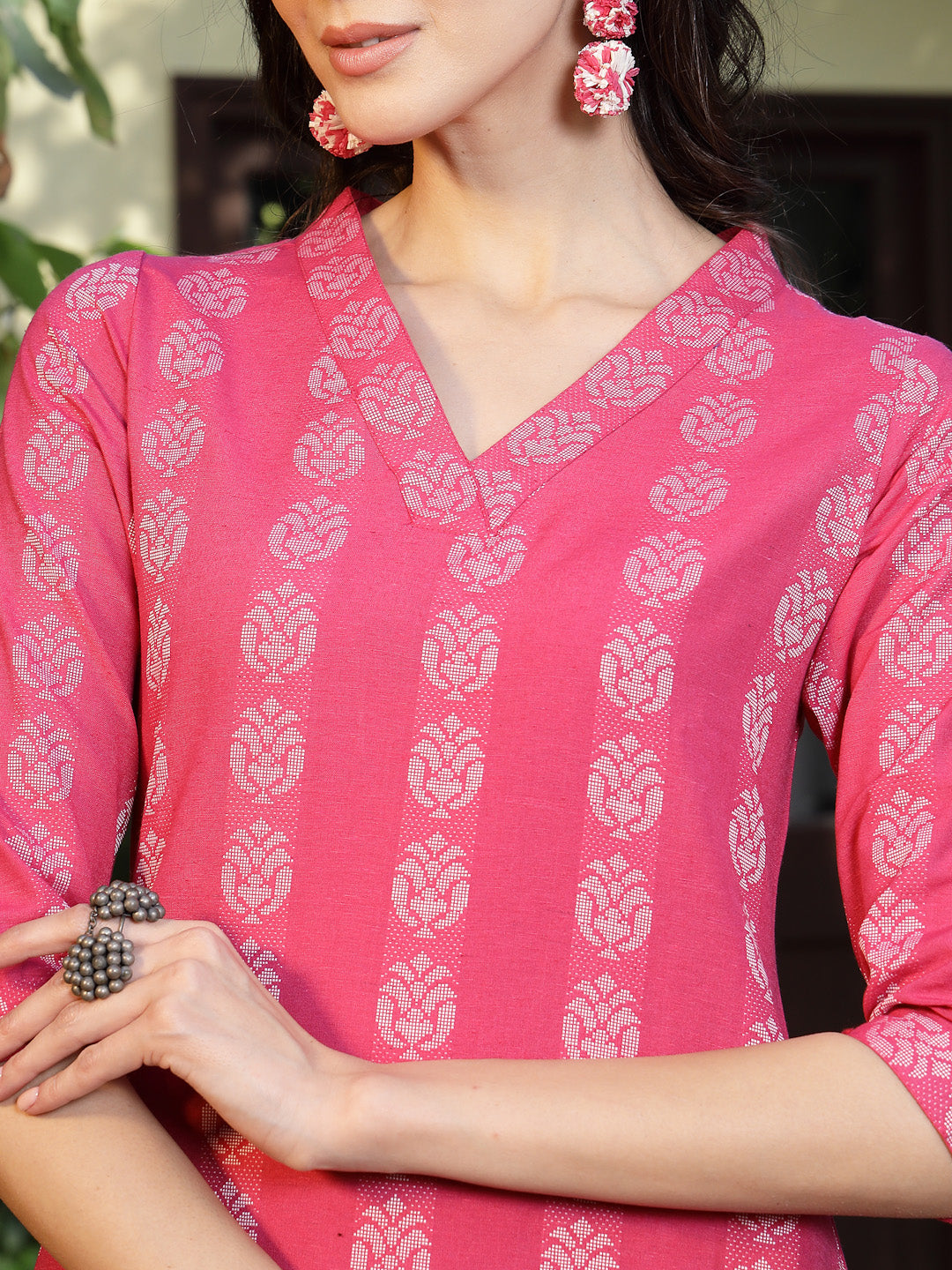 Pink Woven Design Cotton Blend Straight Kurta Pant Set
