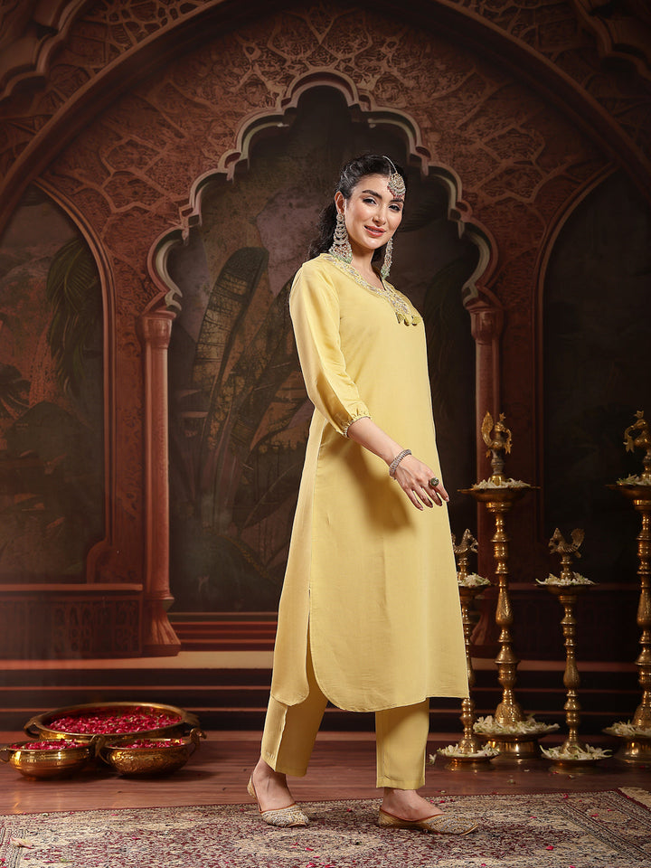 Yellow Solid &amp; Embroidered Silk Blend Straight Kurta Pant Set