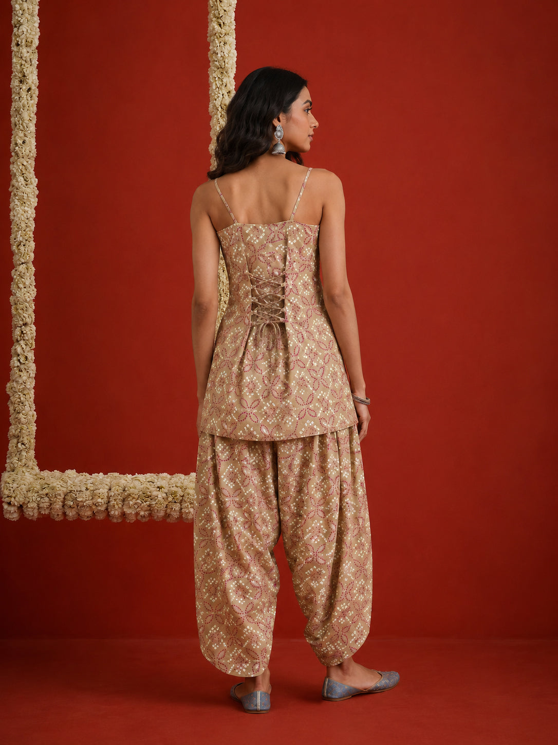 Bandhej Printed Reyon Straight Short Kurti With Farshi Salwar