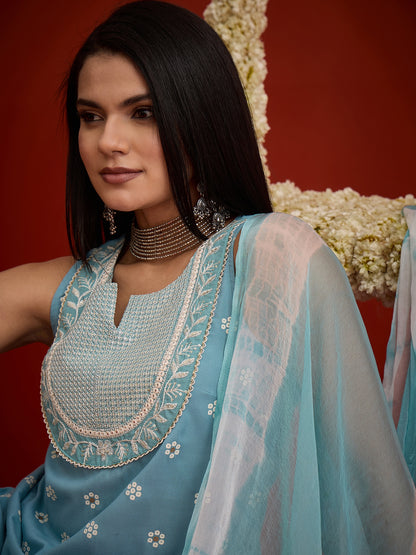 Ethnic Motifs Printed & Embroidered Rayon Straight Short Kurti Kurti Farshi Salwar Dupatta Set