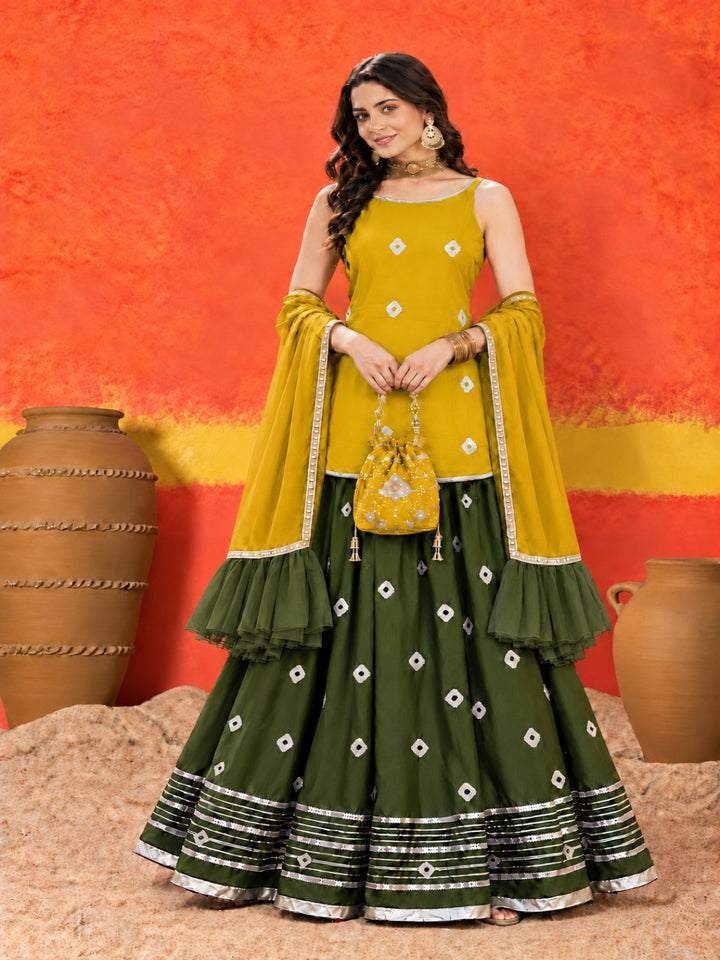 Bandhani Printed Rayon Straight Short Kurti Skirt Dupatta Set