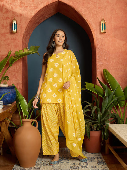 Floral Printed Pure Cotton Straight Kurti Farshi Salwar With Dupatta Dupatta