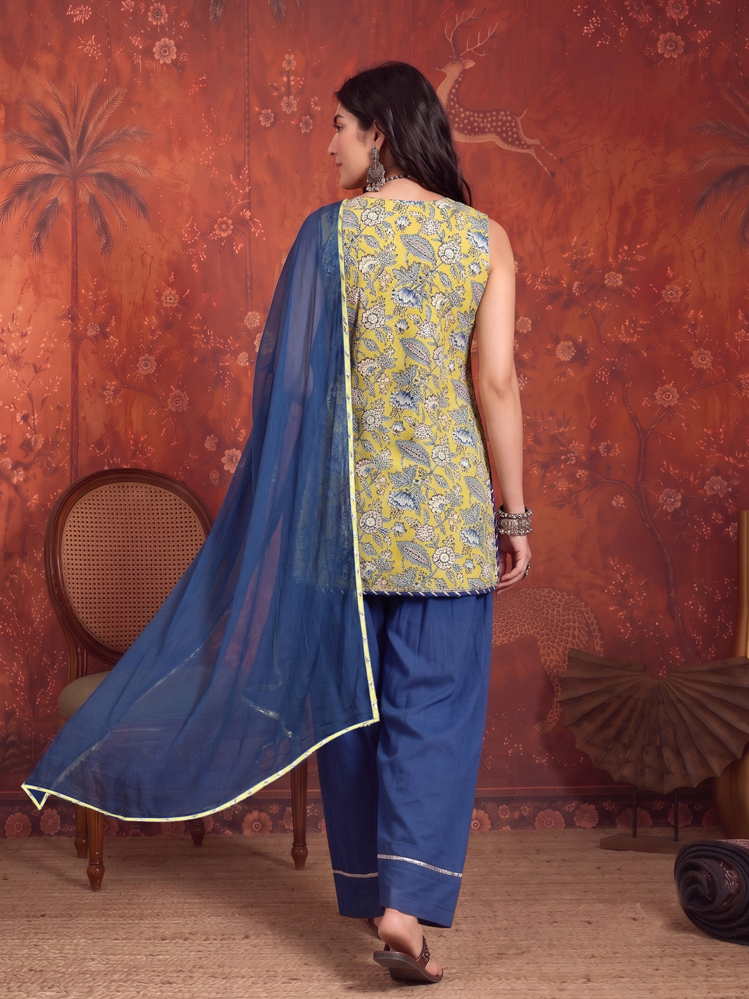 Floral Printed Cotton Straight Short Kurti Farshi Salwar Dupatta Set
