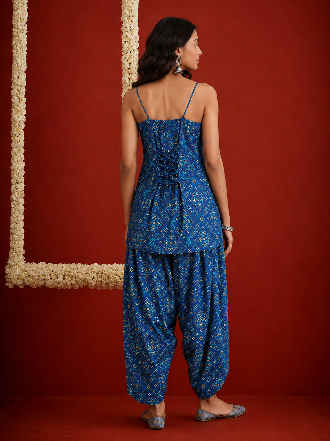 Bandhej Printed Reyon Straight Short Kurti With Farshi Salwar