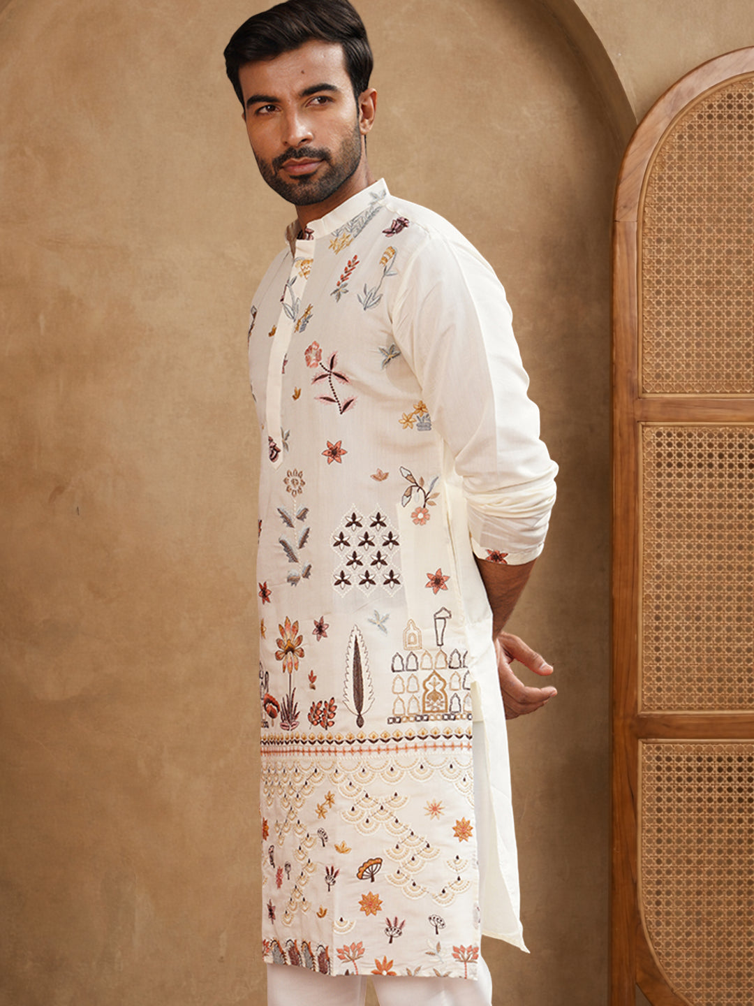 Silk Blend Floral Embroidered Kurta
